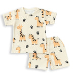 GIRAFF KIDS WEAR TSHIRT & SHORTS SET .